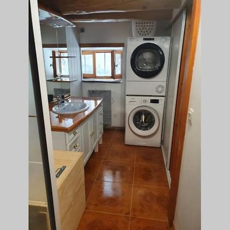 Maison Individuelle Chaleureuse Au Calme 부르생모리스 외부 사진